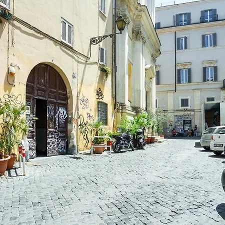 Grand Maison Del Moro - Trastevere Roma